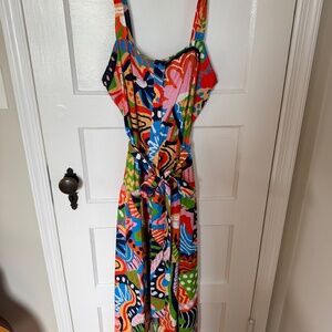 Avara Bold Midi Dress